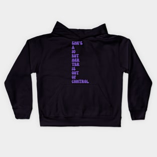 She's a 10 But her TBR is out of control Kids Hoodie